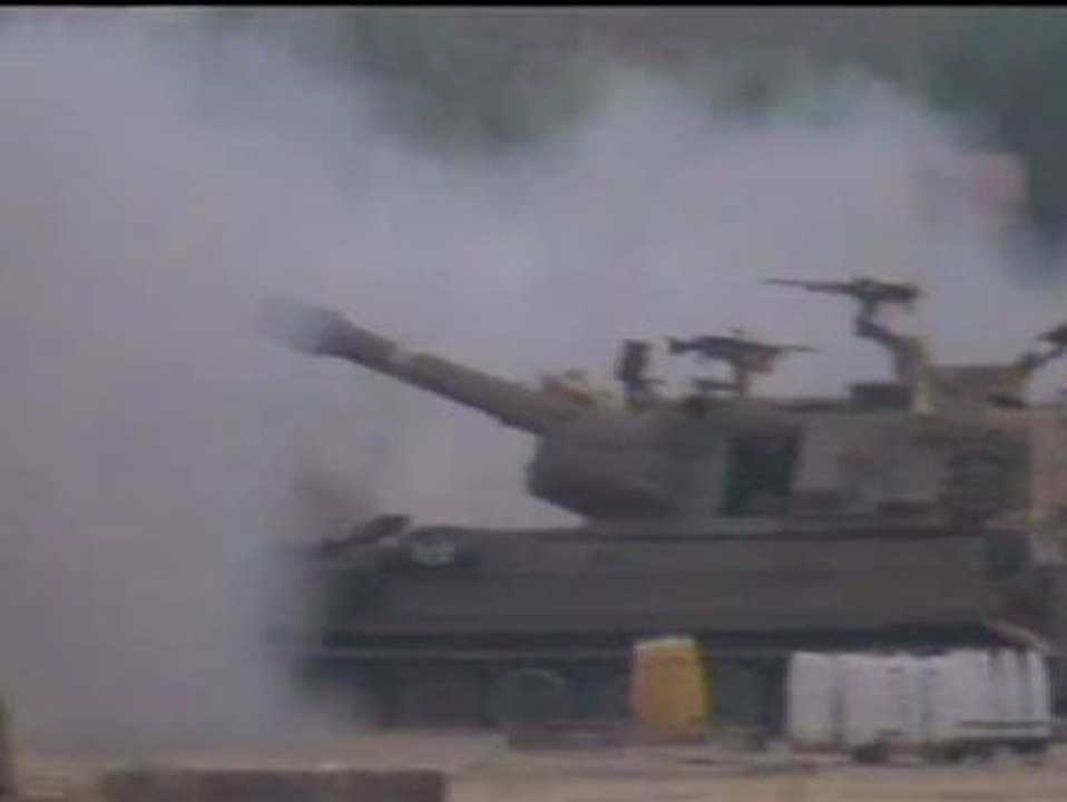 Israel continúa con su ofensiva por tierra y aire tras la matanza de ayer en el barrio gazatí de Shejaia