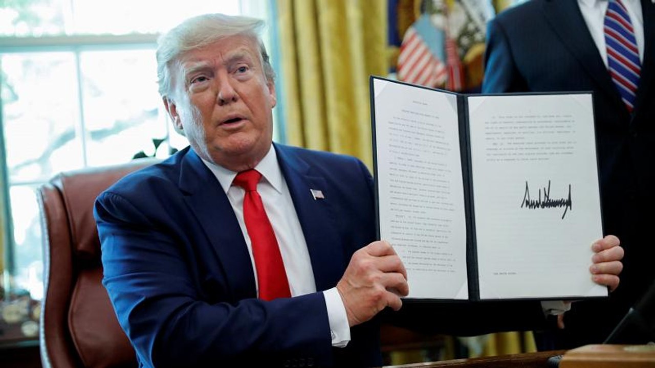 Траме "наказал" Иран новыми санкциями за сбитый беспилотник