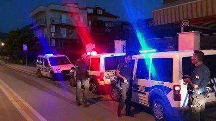 Kahvehaneci ile müşteriler arasında kavga: 2 yaralı - DENİZLİ