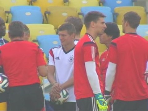 La Alemania de Toni Kroos quiere eliminar a Francia y ser la primera semifinalista