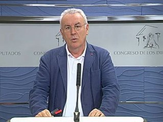 Cayo Lara califica de "verguenza" las declaraciones de Rosell