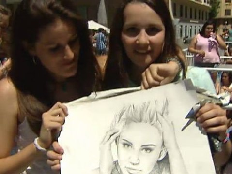Esperando a Miley Cirus