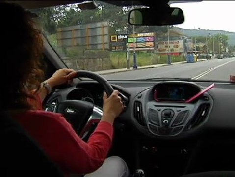 Primer detenido en España por lanzar avisos de controles de tráfico a través de WhatsApp