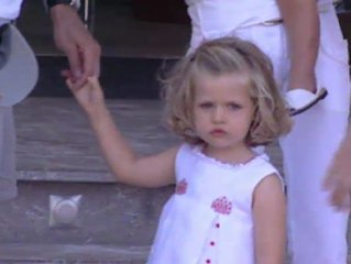 Tải video: La infanta Leonor se convertirá en pocas semanas en nueva princesa de Asturias