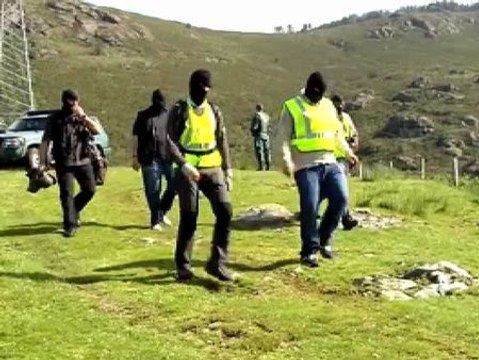 La Guardia Civil detiene a 4 personas por plantar un bosque en homenaje a miembros de ETA