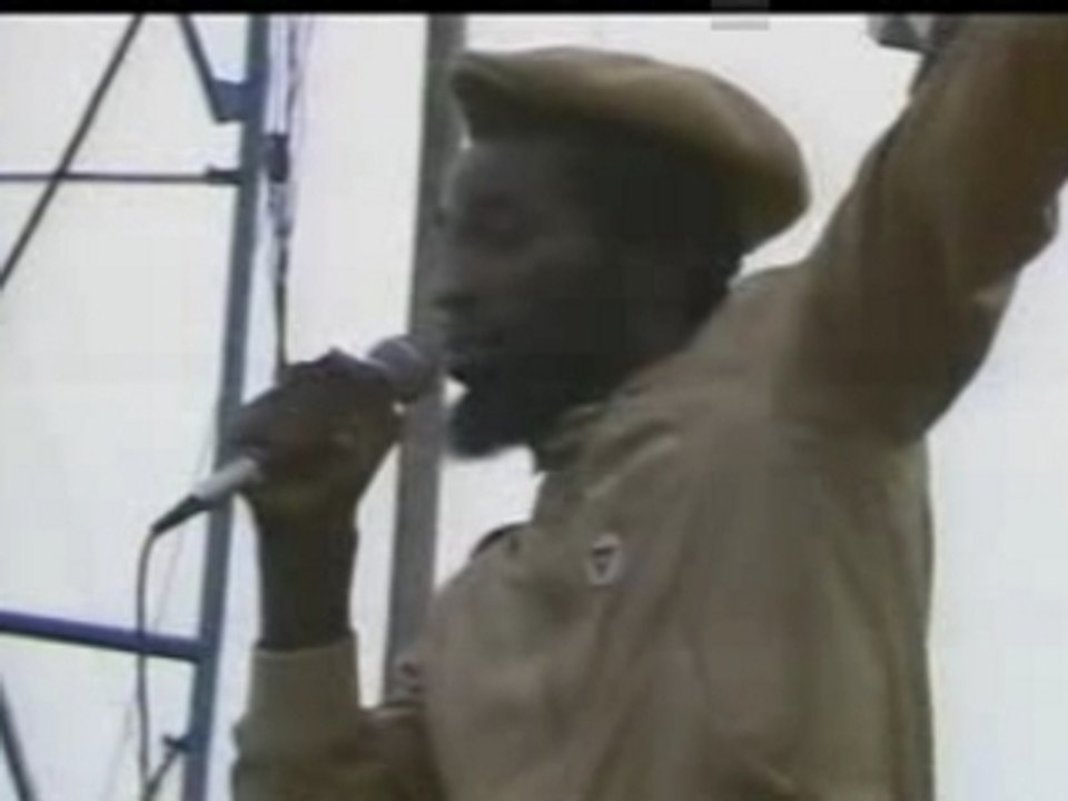 Eek a Mouse Ghetto Living