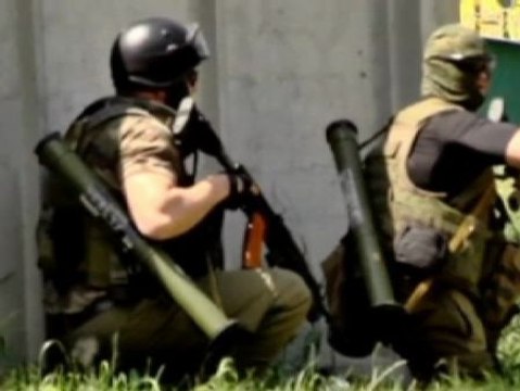 Los combates en el aeropuerto de Donetsk dejan al menos 35 muertos