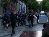 La manifestación en contra del desalojo de un edificio okupa de Barcelona acaba con duros enfrentamientos