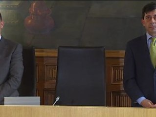 La diputación de León guarda un minuto de silencio en su primer pleno sin Carrasco