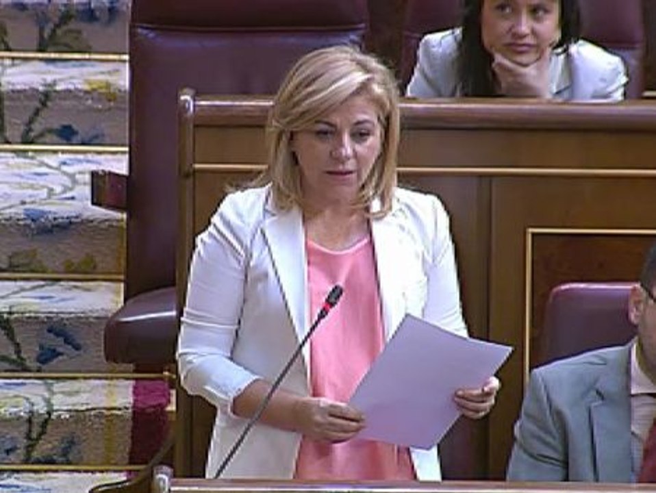 Valenciano: "Su ley del aborto le ha convertido en el enemigo público número 1 de la libertad de las mujeres españolas"