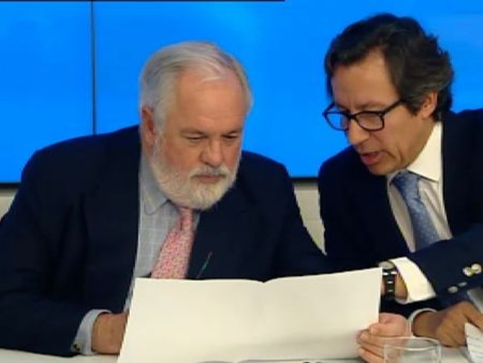 Arias Cañete se aferra a su cartera