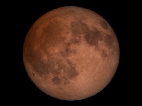 Eclipse total lunar que inaugura una tétrada de eclipses