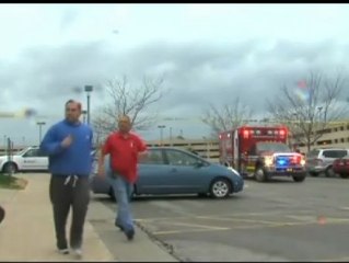 Tres muertos en un tiroteo en Kansas City