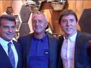 Cruyff sobre Tata: "Está haciendo lo que puede pero es muy difícil cuando tienes que mandar y no te dejan"