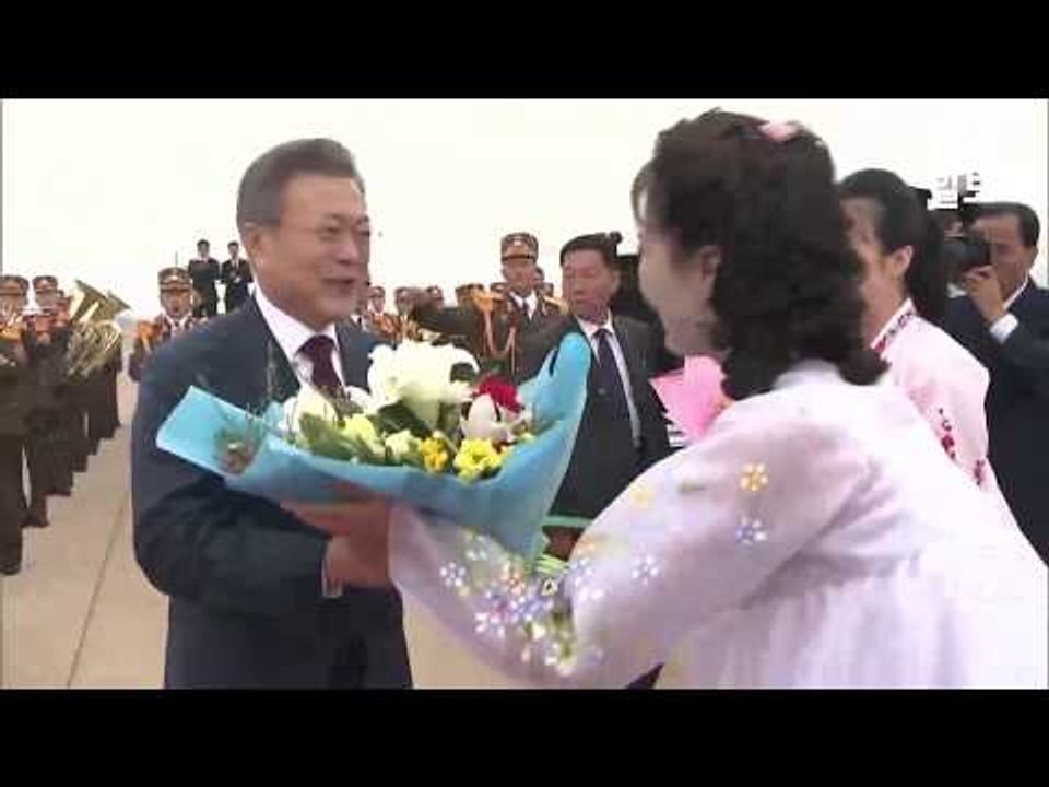 [2018 평양 남북 정상회담] 평양 순안공항서 출발하는 문재인 대통령