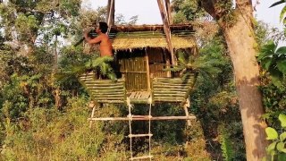 Dig to build natural swimming pool for suspension house on the tree ( Ancient skill )
