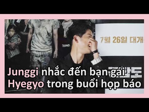 [Song Joong Ki nhắc đến Song Hye Kyo trong khi trả lời phỏng vấn]