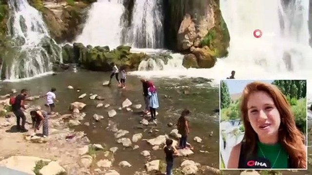 Bu Şelale Bir Şahane: Muradiye Şelalesi