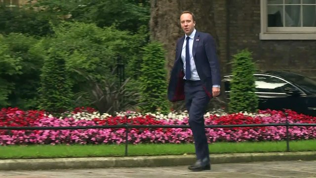 May holds Cabinet meeting as leadership contest hots up