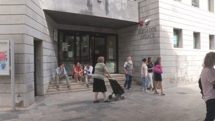 El juez se inhibe por la agresión sexual en grupo en playa nudista de Sueca