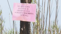 Mensajes en repulsa de agresiones en la playa nudista de Cullera