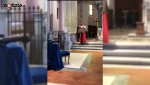 Canta L'inno della Roma in chiesa: il prete s'infuria | Notizie.it