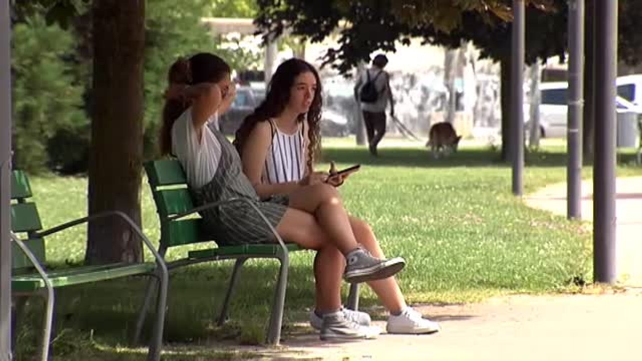Llega la primera ola de calor del verano con 40 grados en el Valle del Ebro