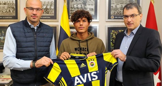Fenerbahçe Altyapı Teknik Sorumlusu David Badia görevinden ayrıldı