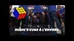 Record mondial: Il résout un Rubik&#39;s Cube en treize secondes la tête à l&#39;envers