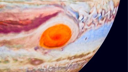 Inside Jupiter's Giant Red Spot -Fascinating NASA Flight Simulation