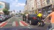 Ce livreur en scooter tente de prendre la fuite après avoir percuté une voiture !