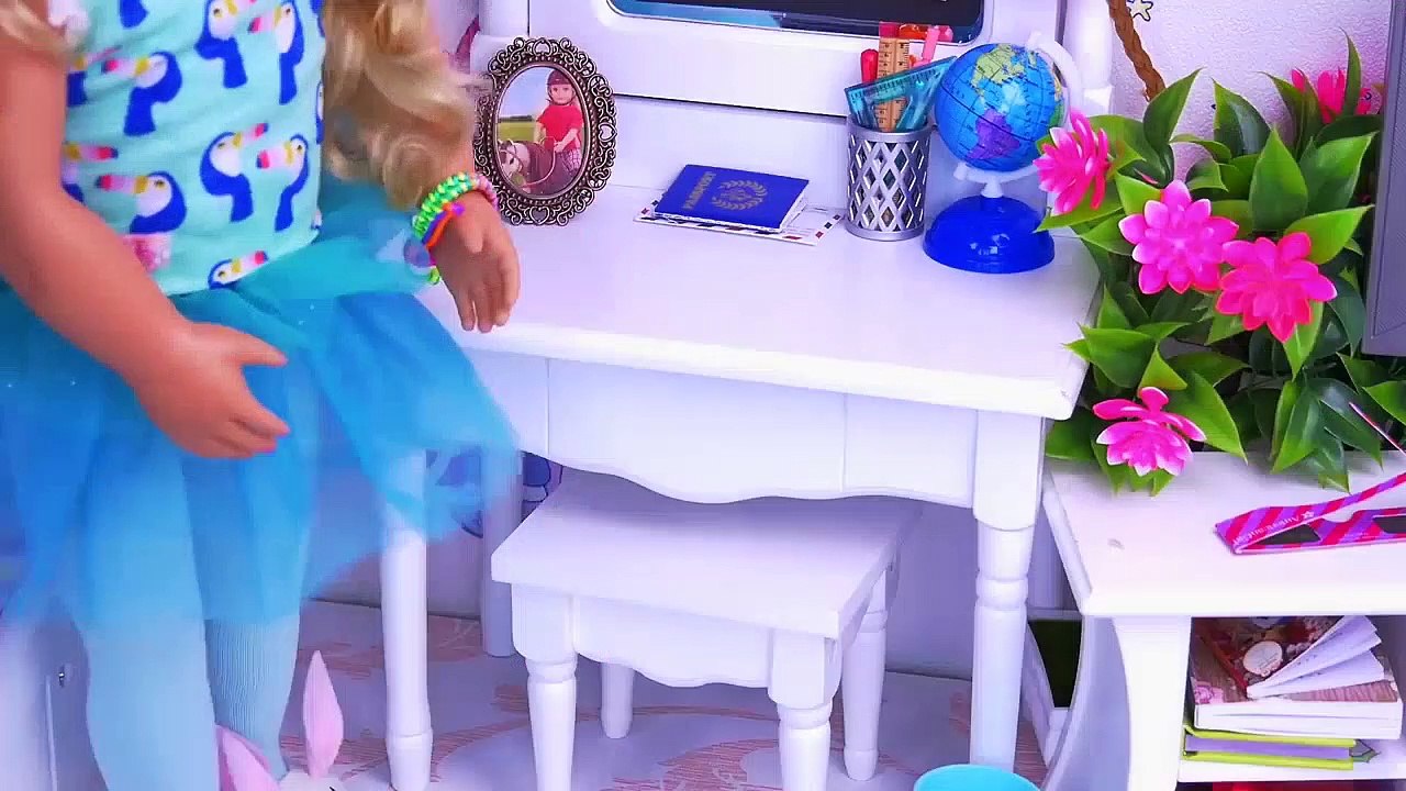 Baby Doll House Cleaning Doll Clothes Washing Machine & Vacuum Cleaner!