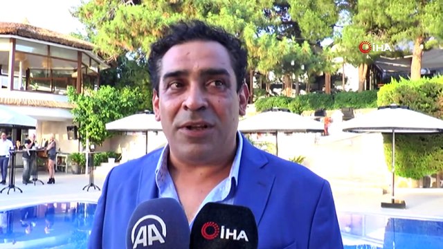 90’lı yılların efsane sanatçısı Ege, Bodrum’da yeni kitabını tanıttı