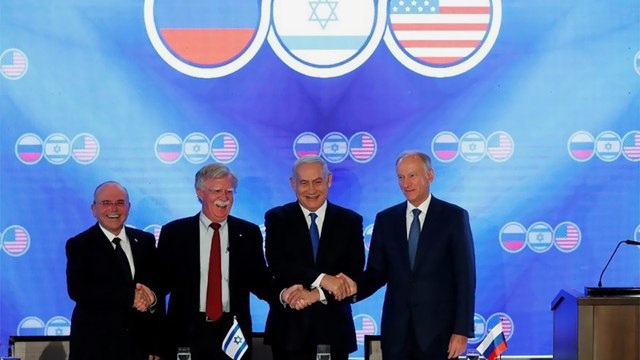 ما وراء الخبر-أميركا وروسيا وإسرائيل.. اجتماع ثلاثي بشأن إيران