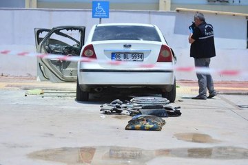 Ayağından bağlanan engelli genci yanan araçtan böyle kurtardılar