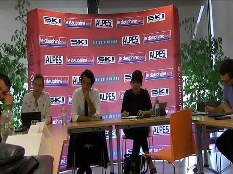 Alexandre Bompard  face aux lecteurs du Dauphiné Libéré :  la  "marque employeurs"
