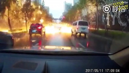 LIGHTNING STRIKES - TERRIBLE BEAUTY OF NATURE