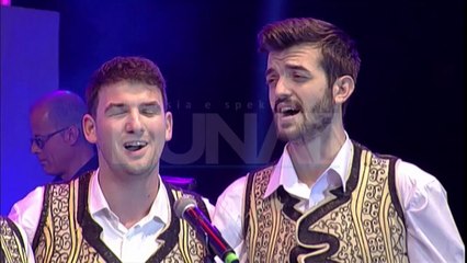 Grupi "Karajfilat qe ka Shkodra" - 1. Pranvera filloj me ardh / 2. S'ka ma tbukur se Pranvera