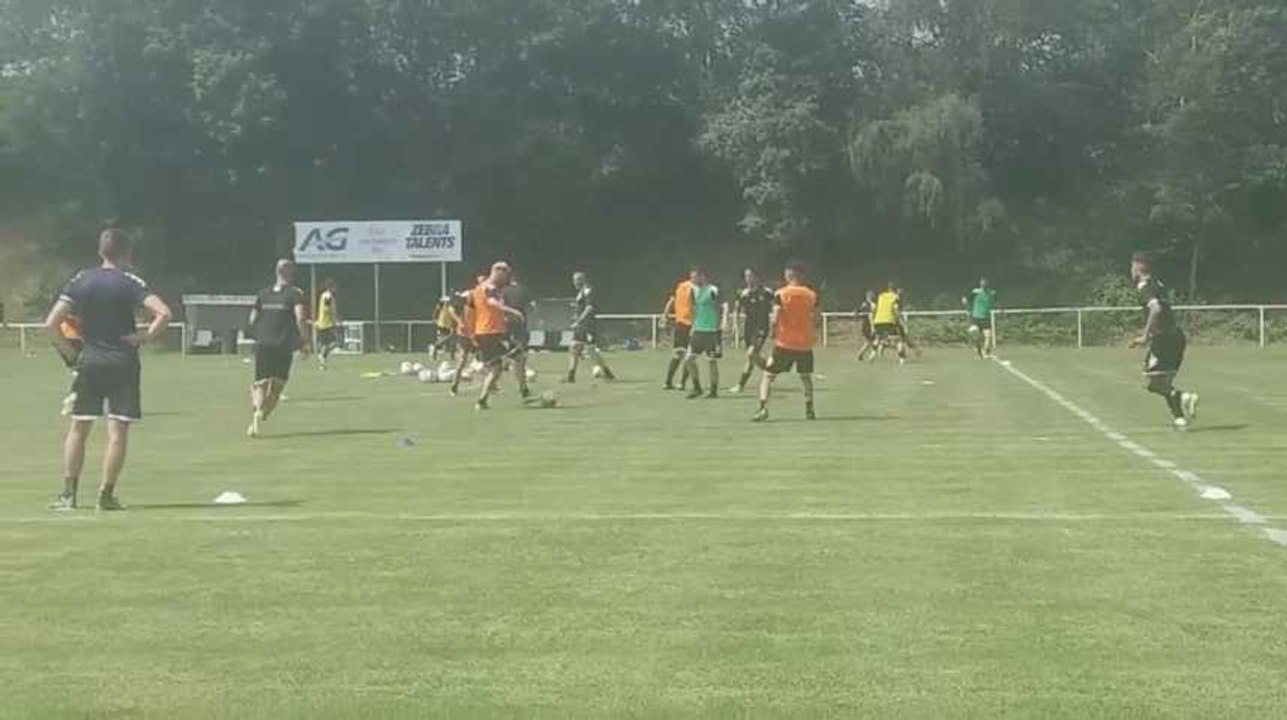 Entraînements des Zèbres à Marcinelle avec Karim Belhocine (3)