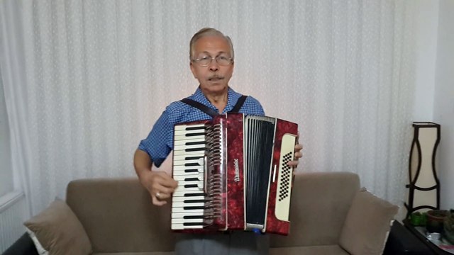 Mustafa Uzelli & Hoş Gelişler Ola