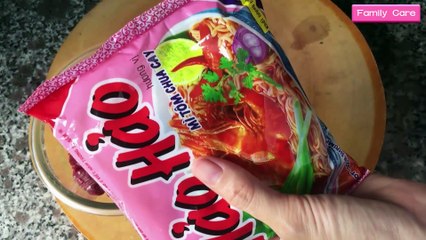 Shrimp noodles cooked with beef