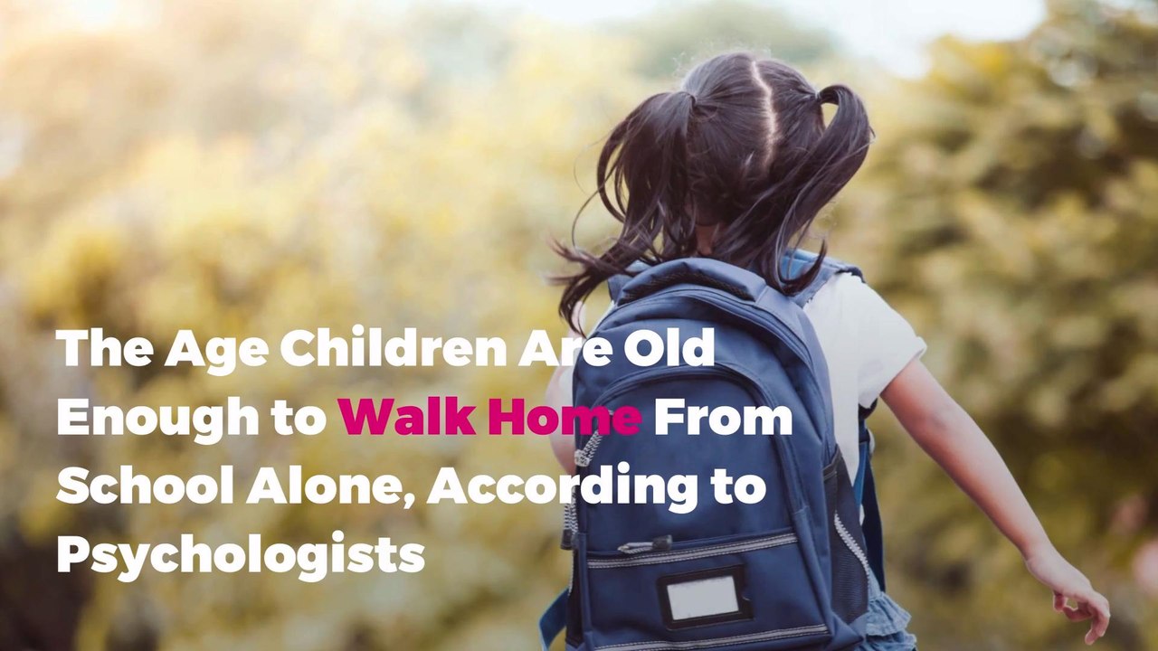 The Age Children Are Old Enough to Walk Home From School Alone, According to Psychologists