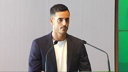 Download Video: El Betis presenta a Juanmi