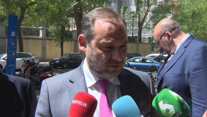 Abalos hace un "llamamiento a que no se bloquee la legislatura"