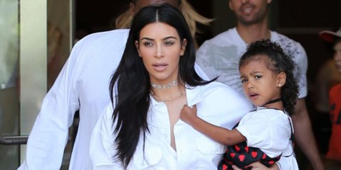 ابنه كيم كارداشيان أكثر أناقة منها