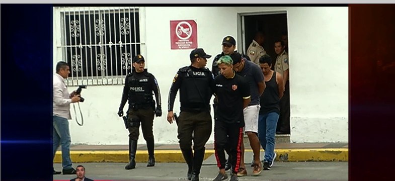 Tres sujetos que habían atracado un local comercial fueron capturados en Guayaquil