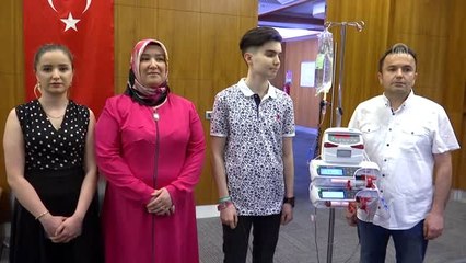 Kalp nakli bekleyen gence hastanede mezuniyet sürprizi - İSTANBUL