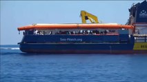 El barco de Sea Watch entra en aguas italianas pese a la prohibición de Salvini