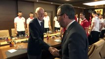 Bakan Kasapoğlu, şampiyon voleybolcuları kabul etti - ANKARA