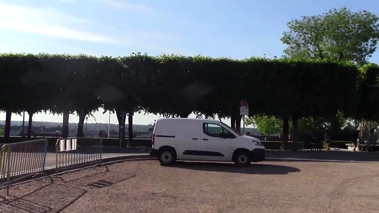 Blois-Terrasse chateau (01)